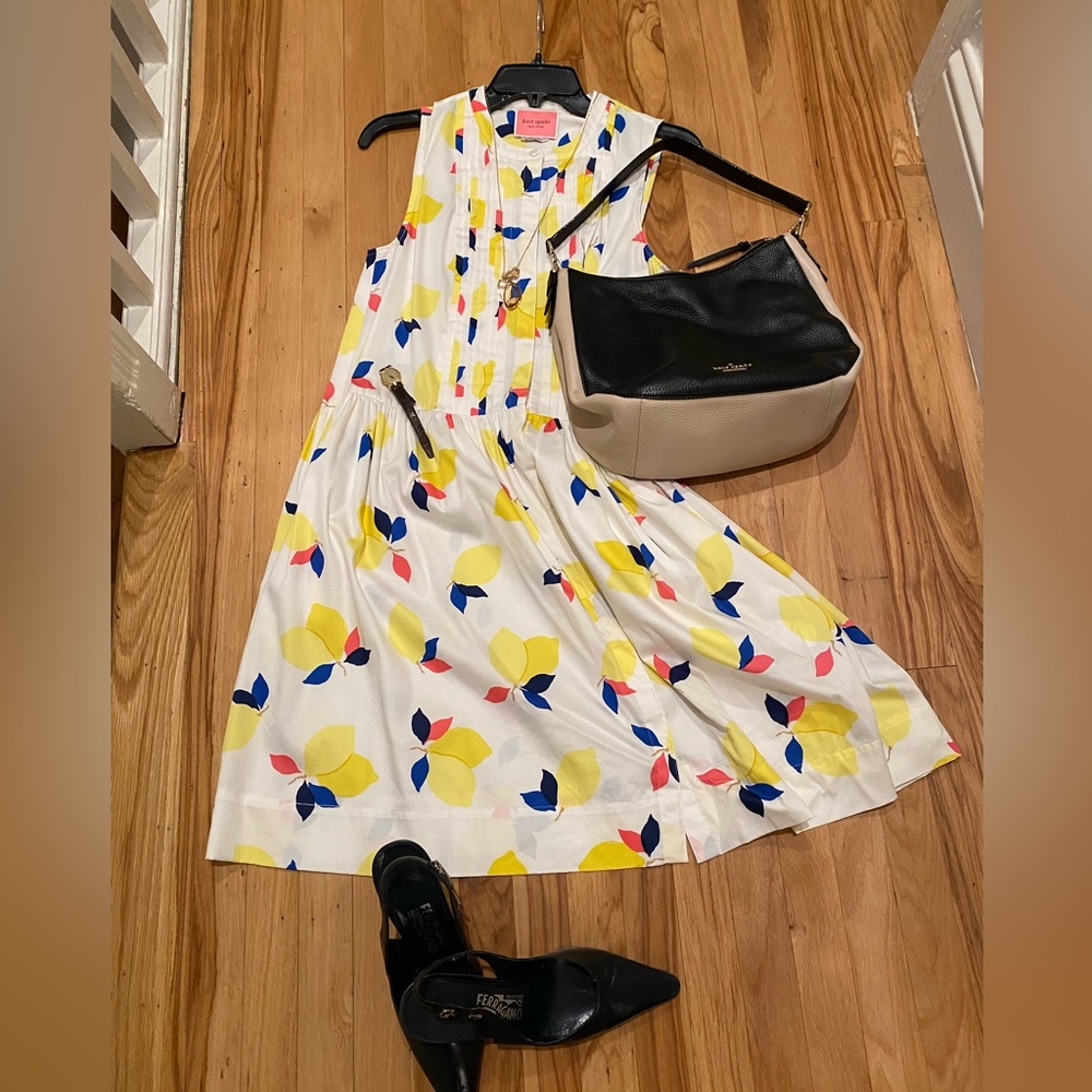 Lovely breezy comfy lemon Kate Spade dress mandarin neckline